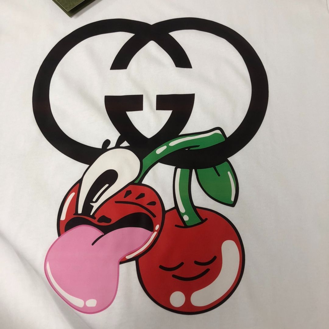 【本日限定特価】GUCCI 夏季新款 カップル用 綿100% クルーネックTシャツ ブラック/ホワイト [本日特価|新品未使用品]