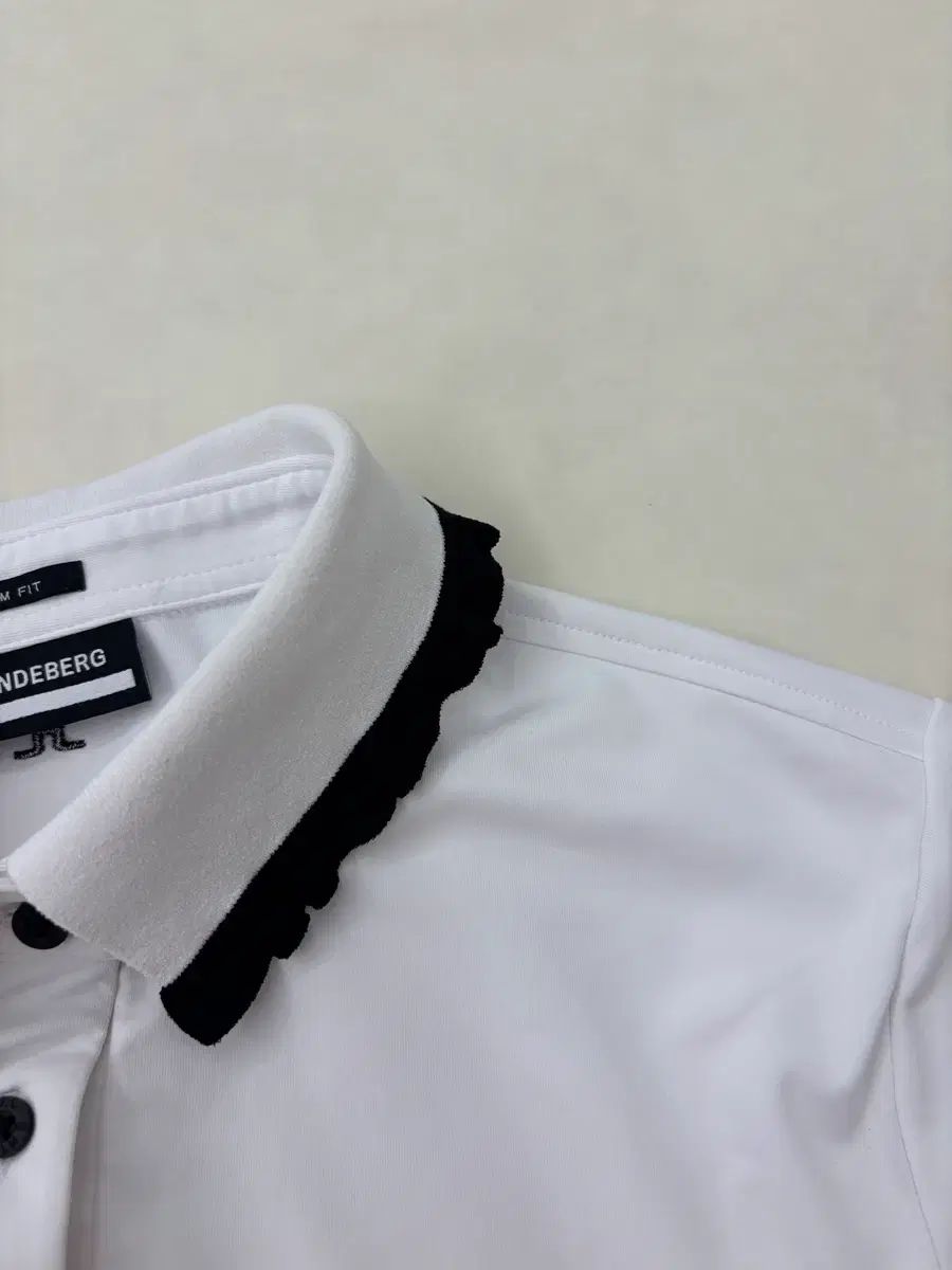 百貨店購入 J.LINDEBERG(J.リンドバーグ) ゴルフ 半袖 カラーTシャツ レディース L 百貨店購入 J.LINDEBERG(J.リンドバーグ) ゴルフ 半袖 カラーTシャツ レディース L