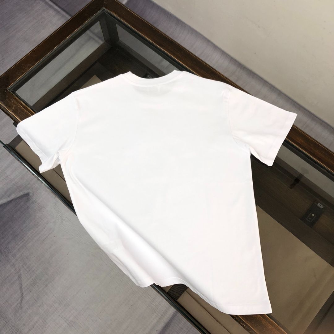 【本日限定特価】Burberry 春夏 ロゴプリントTシャツ [本日特価|新品未使用品]