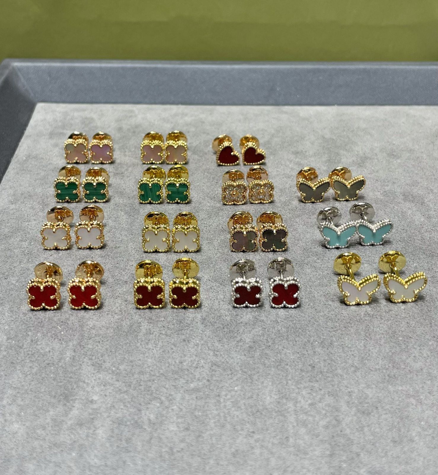 [Van Cleef & Arpels] ヴァンクリーフ＆アーペル Vca 四つ葉のクローバー シリーズ ? イヤリング、イヤリング｜本日限定特価｜新品未使用