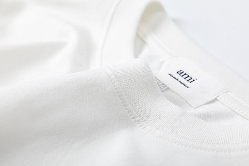 【本日限定特価】Ami ハートロゴ ロングスリーブTシャツ [本日特価|新品未使用品]