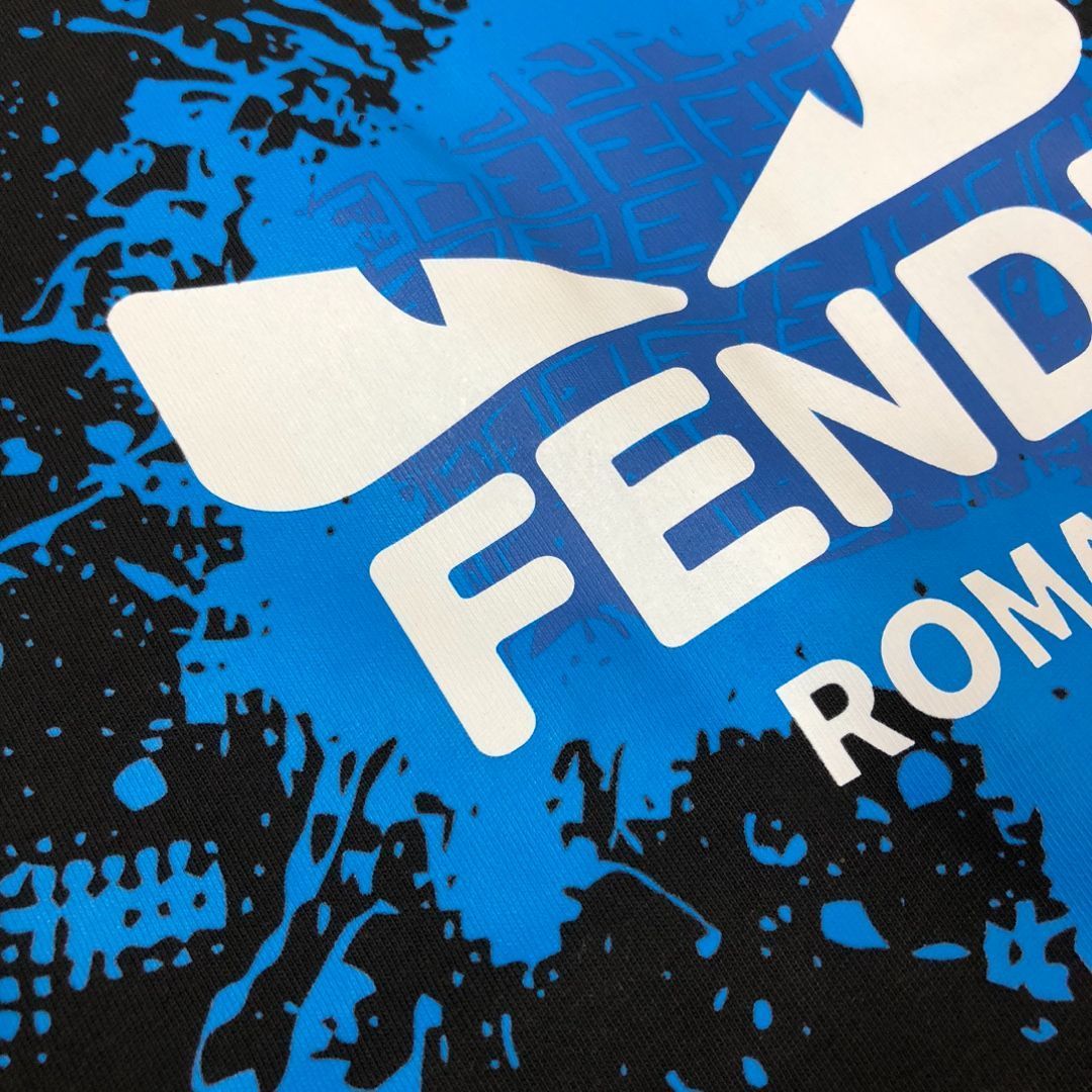 【本日限定特価】FENDI 春夏 ロゴプリントTシャツ[本日特価|新品未使用品]