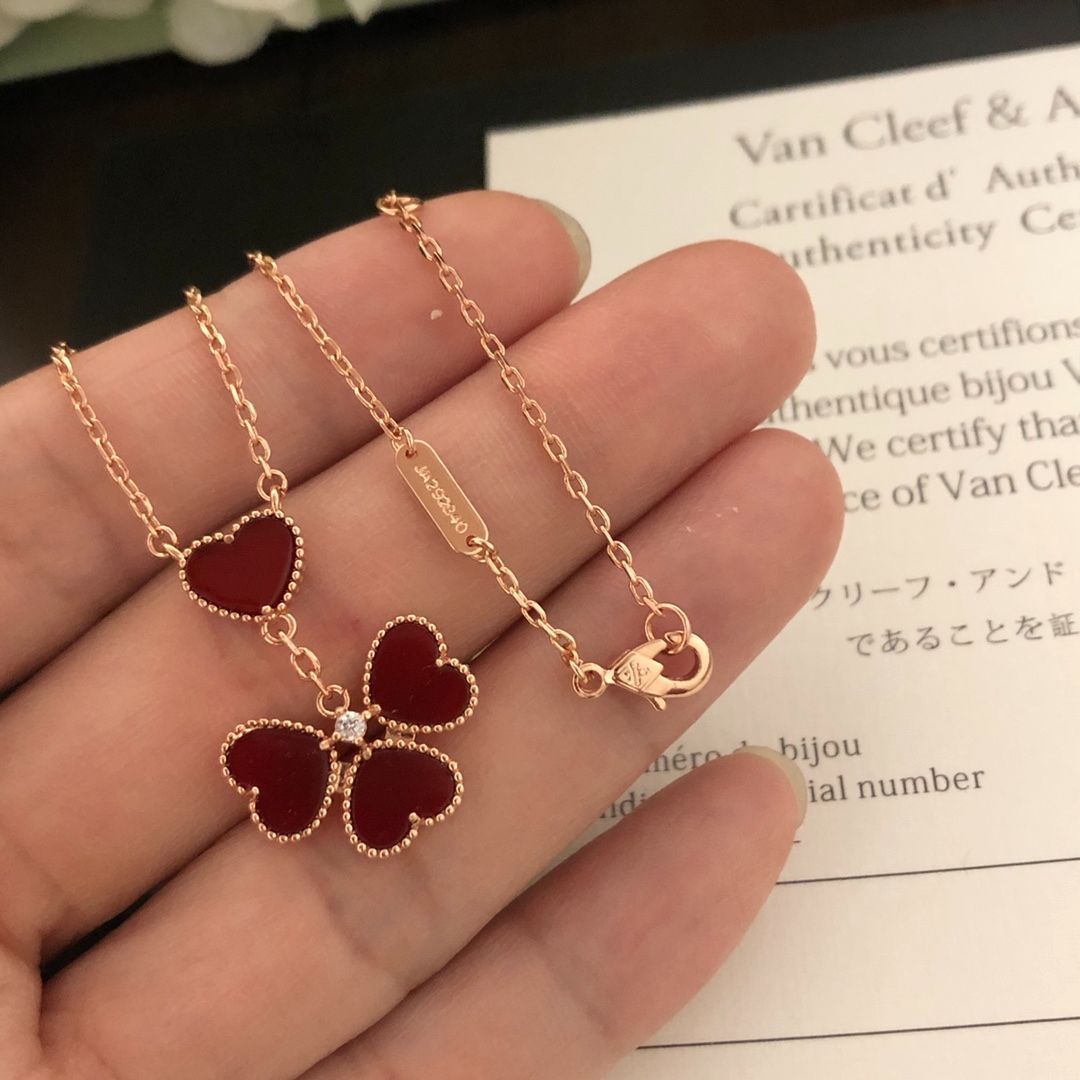 スウィート アルハンブラ エフイヤージュ ピアス ヴァン クリーフ&アーペル Van Cleef & Arpels VCARN5PP00｜本日限定特価｜新品未使用