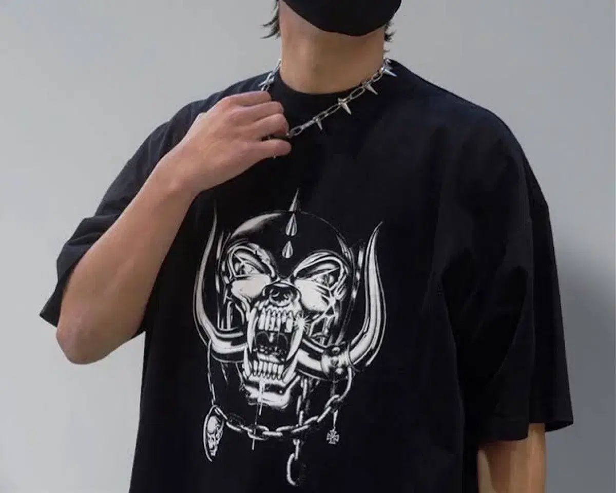 VETEMENTS ヴェトモン モーターヘッド Tシャツ VETEMENTS ヴェトモン モーターヘッド Tシャツ