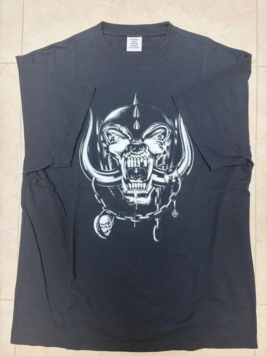 VETEMENTS ヴェトモン モーターヘッド Tシャツ VETEMENTS ヴェトモン モーターヘッド Tシャツ