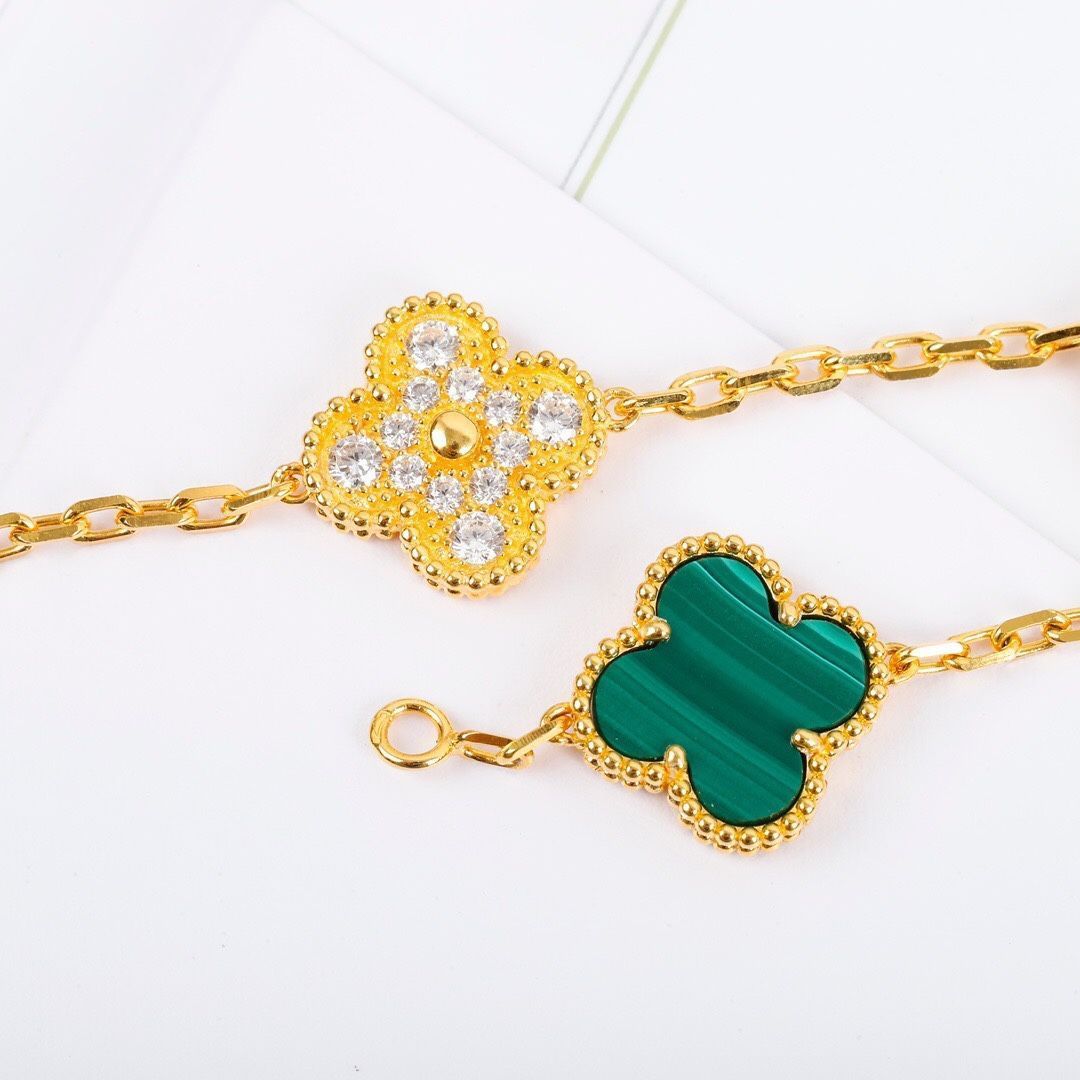 [Van Cleef & Arpels] アルハンブラ ダイヤモンド 5連ブレスレット | ヴァン クリーフ & アーペル レディースジュエリー｜本日限定特価｜新品未使用