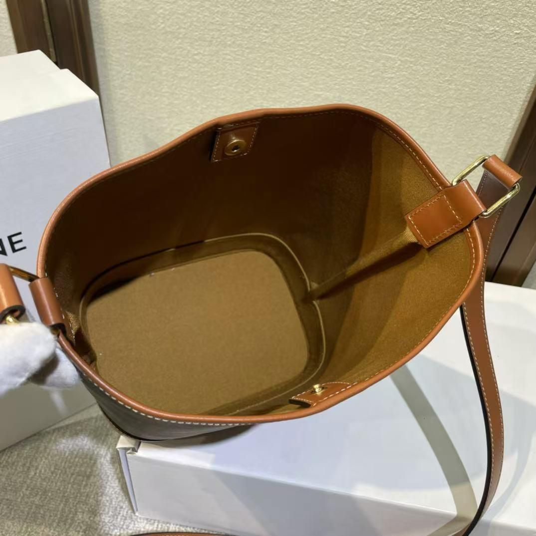 celine セリーヌ ショルダーバッグ