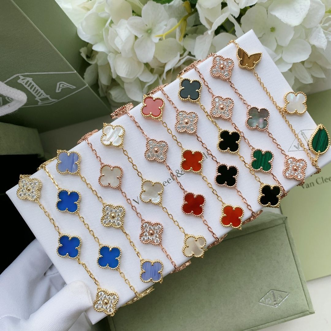 [Van Cleef & Arpels]ヴァン クリーフ&アーペル 四つ葉のクローバー ? フル ダイヤモンド 5 フラワー ブレスレット｜本日限定特価｜新品未使用
