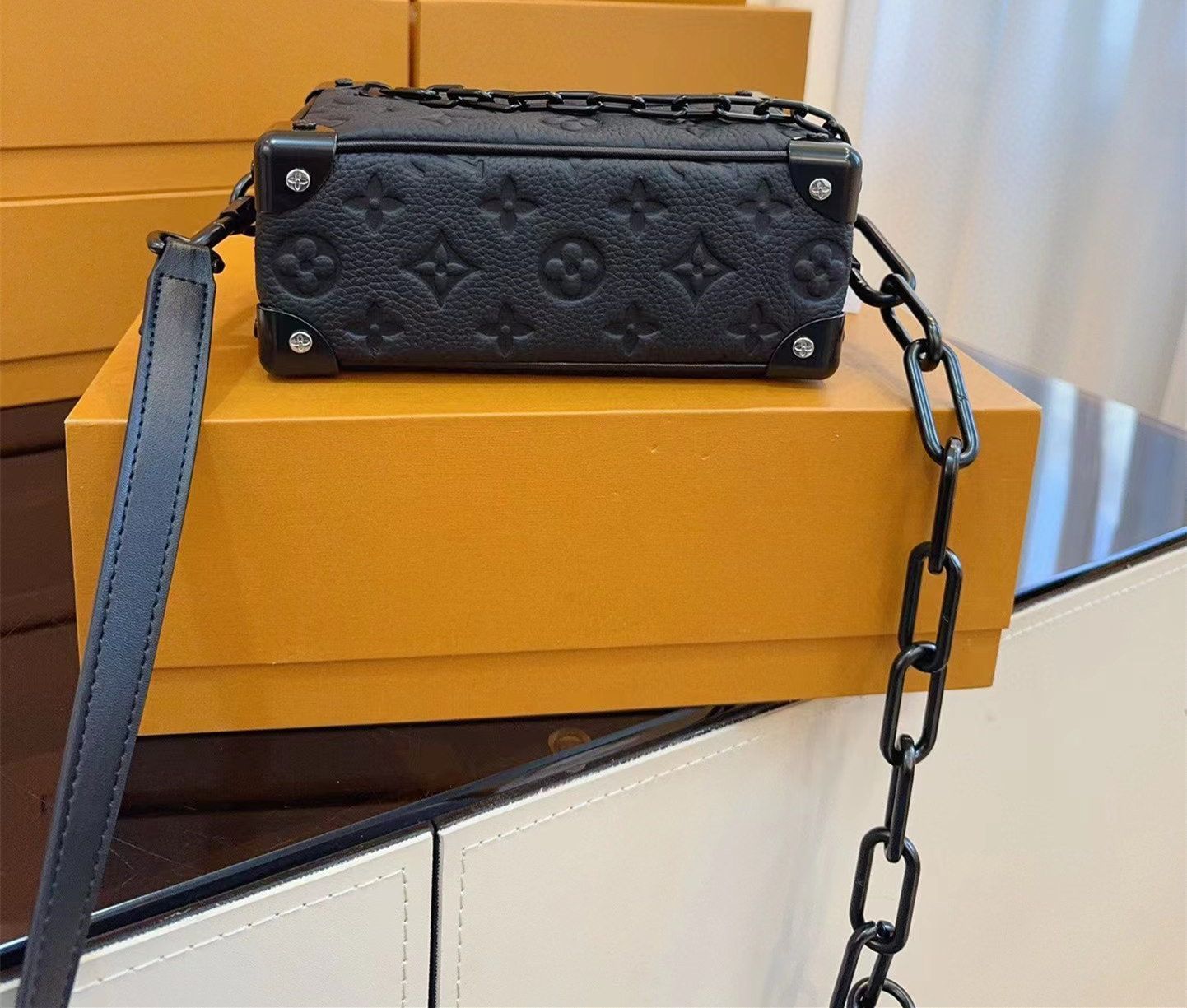 ?本日限定?LOUIS VUITTON ルイヴィトン ショルダーバッグ