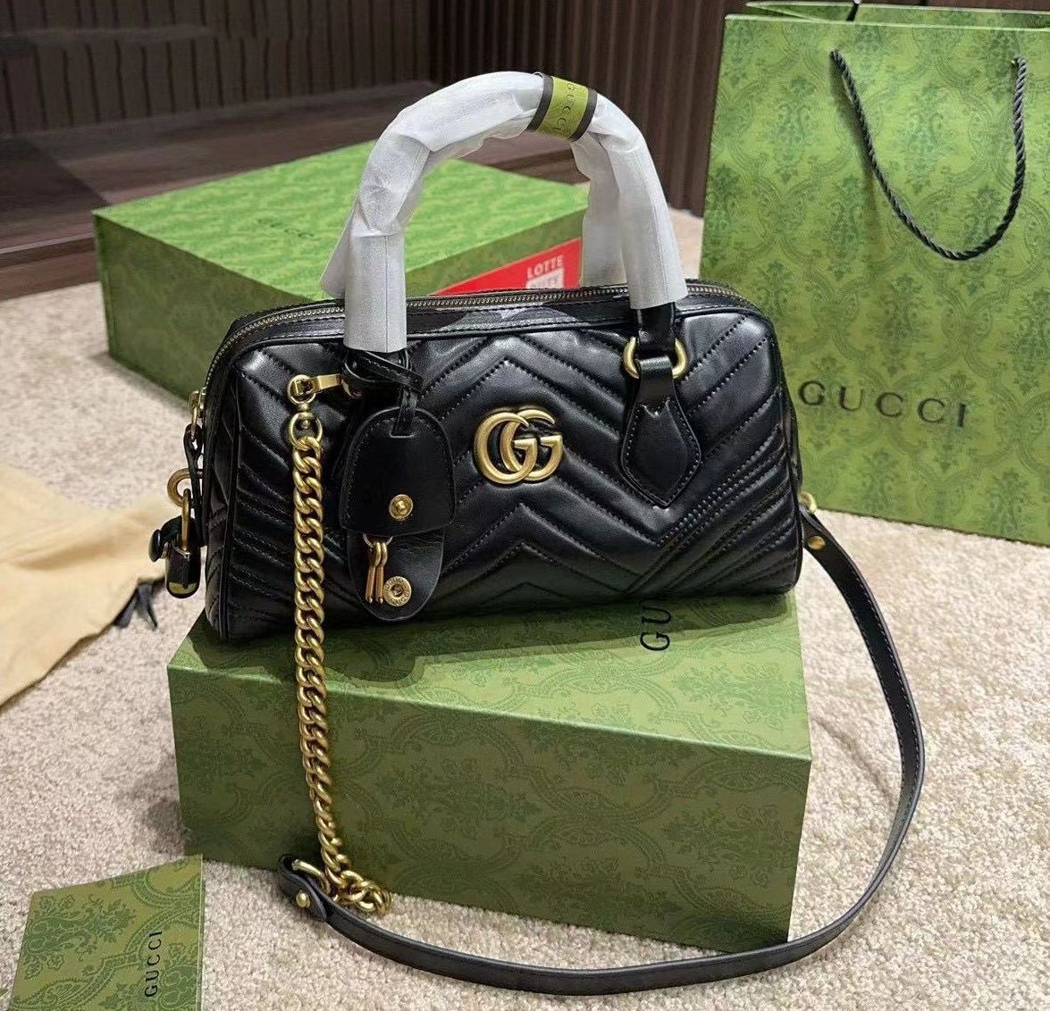 実物撮影☆GUCCI グッチ marmont ハンドバッグ