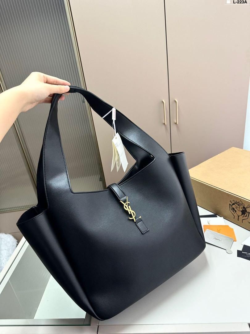 極美品★YSL★-イヴサンローラン ショルダーバッグ 極美品★YSL★-イヴサンローラン ショルダーバッグ