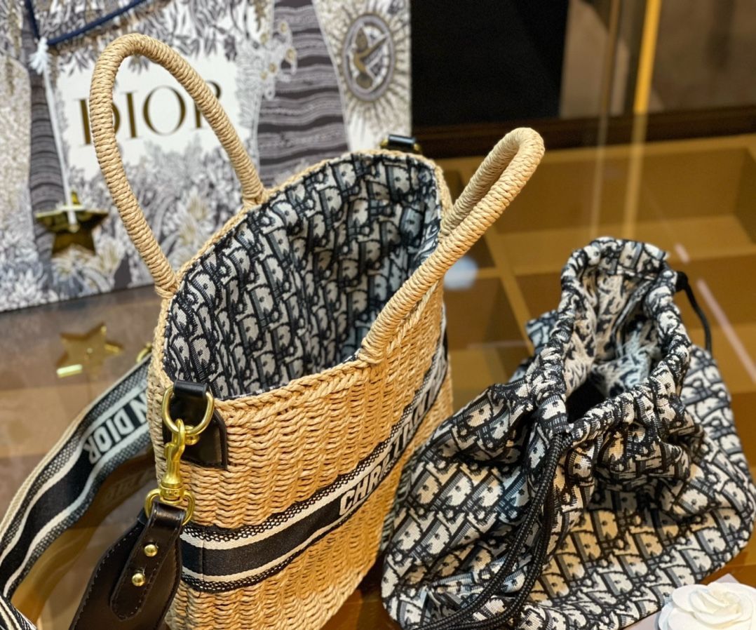 送料無料 Christian Dior クリスチャンディオール ハンドバッグ トートバッグ 財布 3点セット 送料無料 Christian Dior クリスチャンディオール ハンドバッグ トートバッグ 財布 3点セット