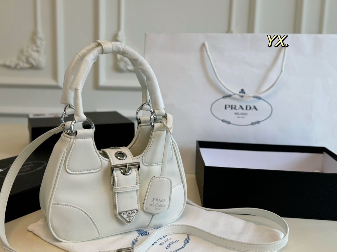 PRADAプラダ新作moon bagムーンバッグ、ハンドバッグ、、、バックパック、ウエストポーチ、ゼロ財布、手首バッグ、旅行バッグ、財布、ショルダーバッグ