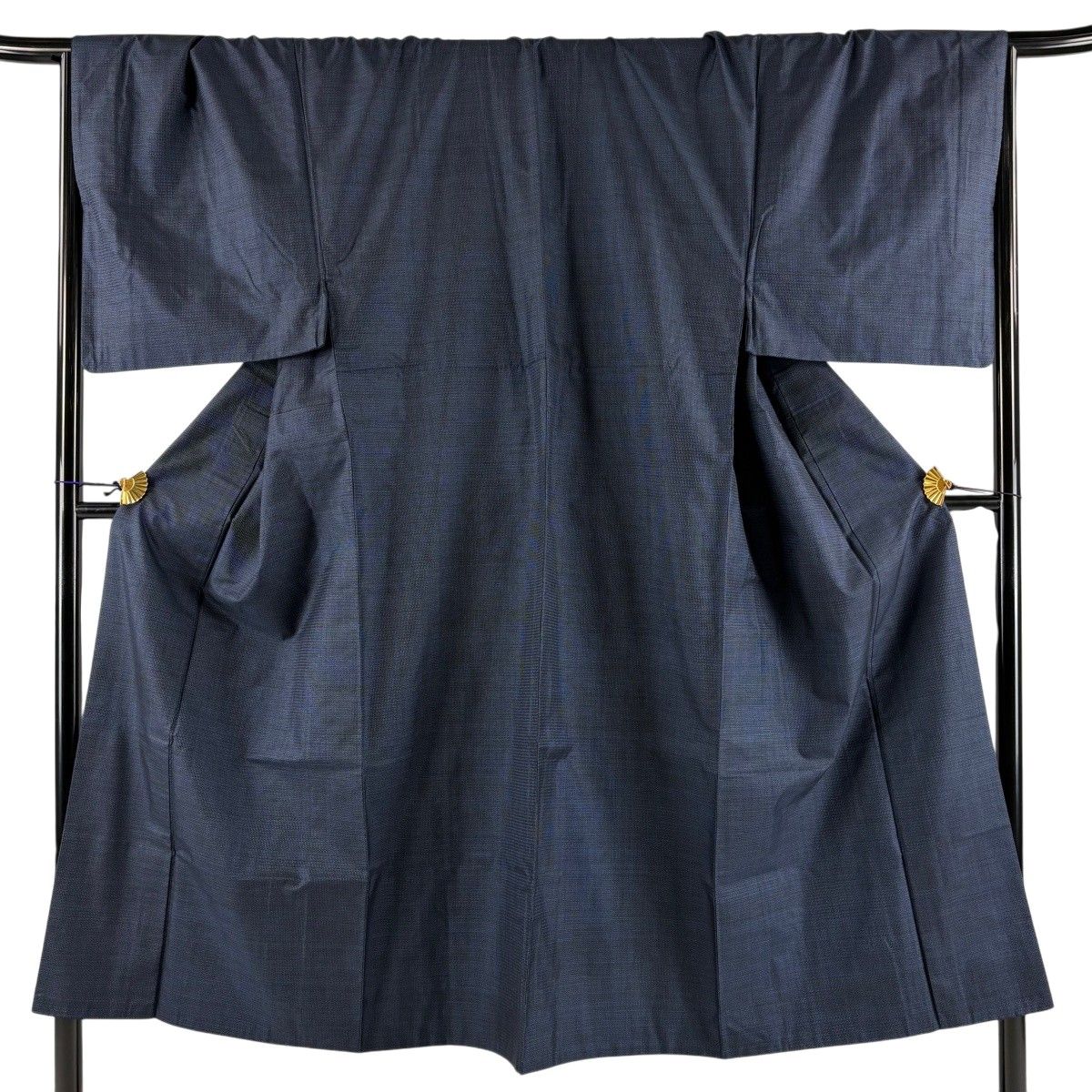 男着物 身丈146cm 裄丈71cm M 袷 アンサンブル 大島紬 証紙 亀甲絣 紺色 正絹 秀品 【中古】