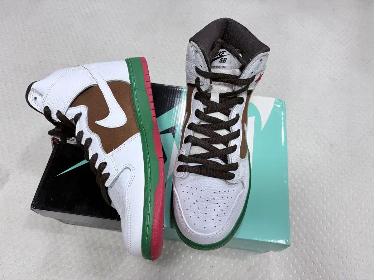 コレクション用) NIKE SB ダンク ハイ プレミアム 'カリフォルニア'(Cali)