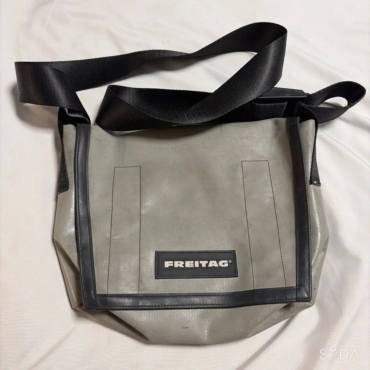 FREITAG ラッシー ライトグレー