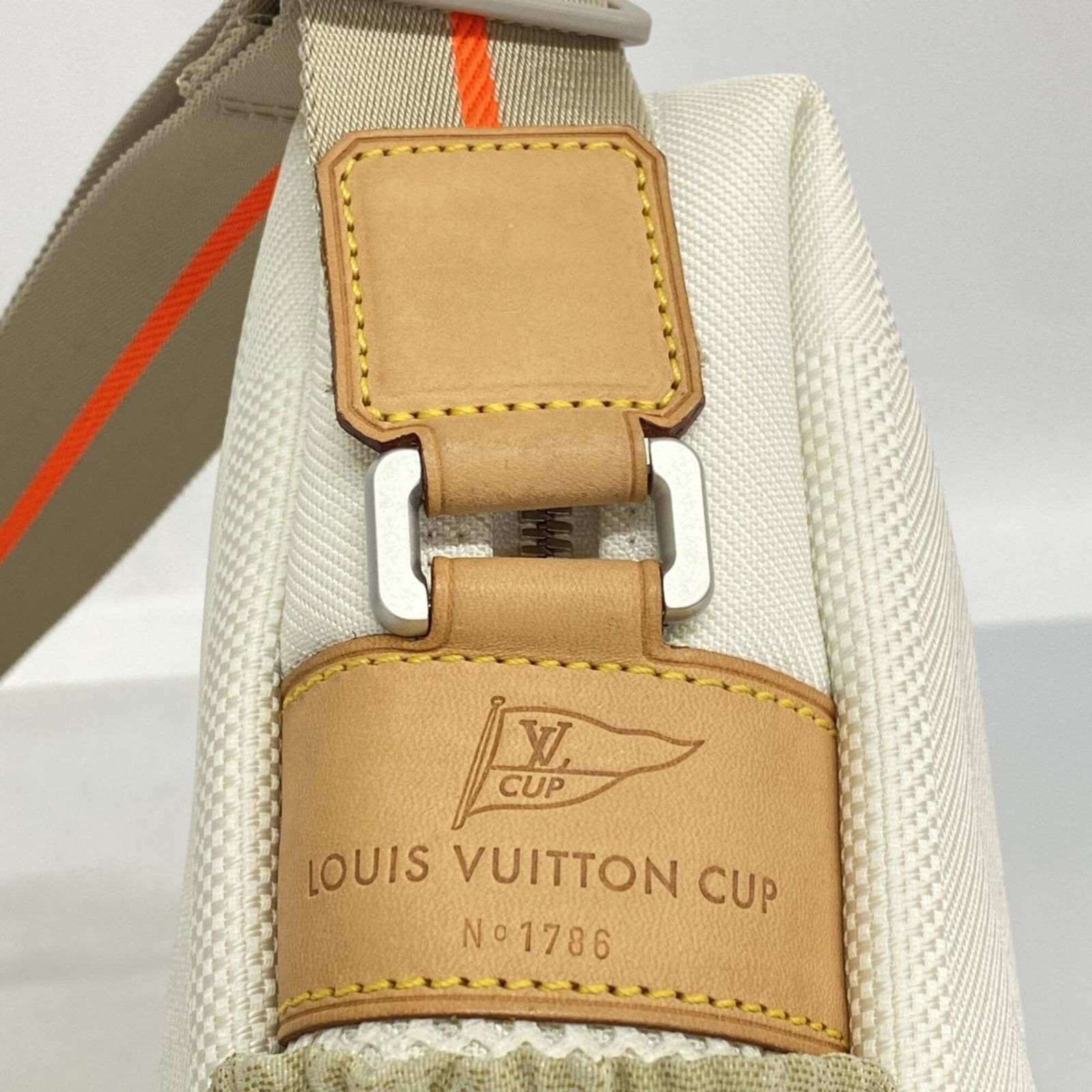 ルイ・ヴィトン(Louis Vuitton) ルイ・ヴィトン ショルダーバッグ 