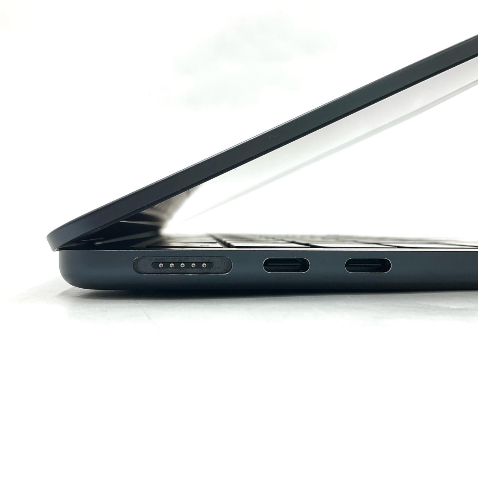 美品 MacBook Air M2 13.6