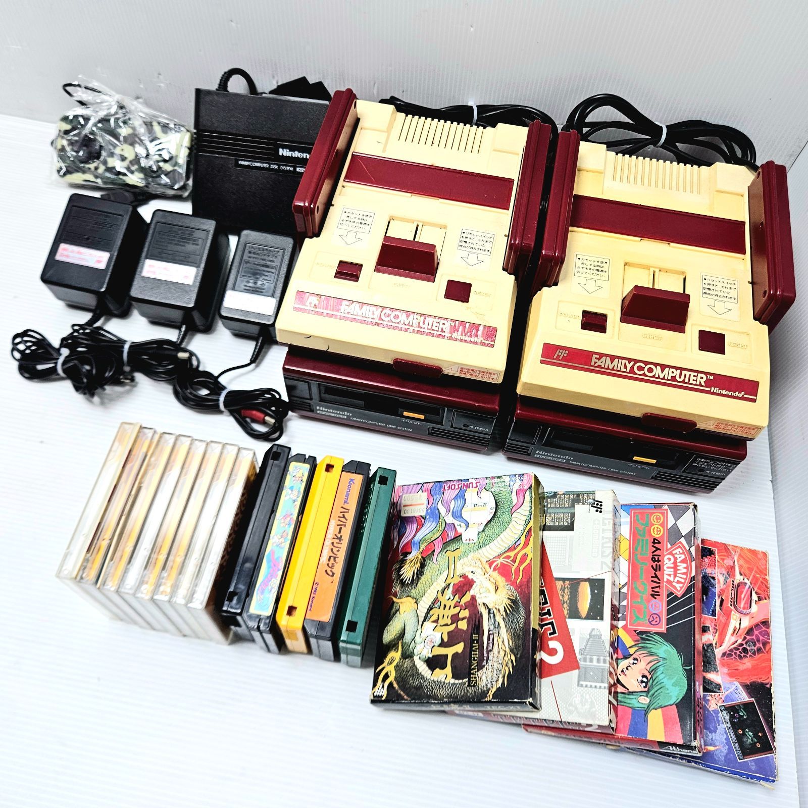 【ジャンク】 Nintendo ファミコン本体2台 ディスクシステム2台 ソフト多数 純正AC付
