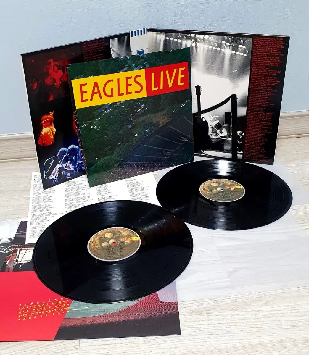 LP ㅡ 2 EAGLES ／ LIVE 収益アルバム - メルカリ