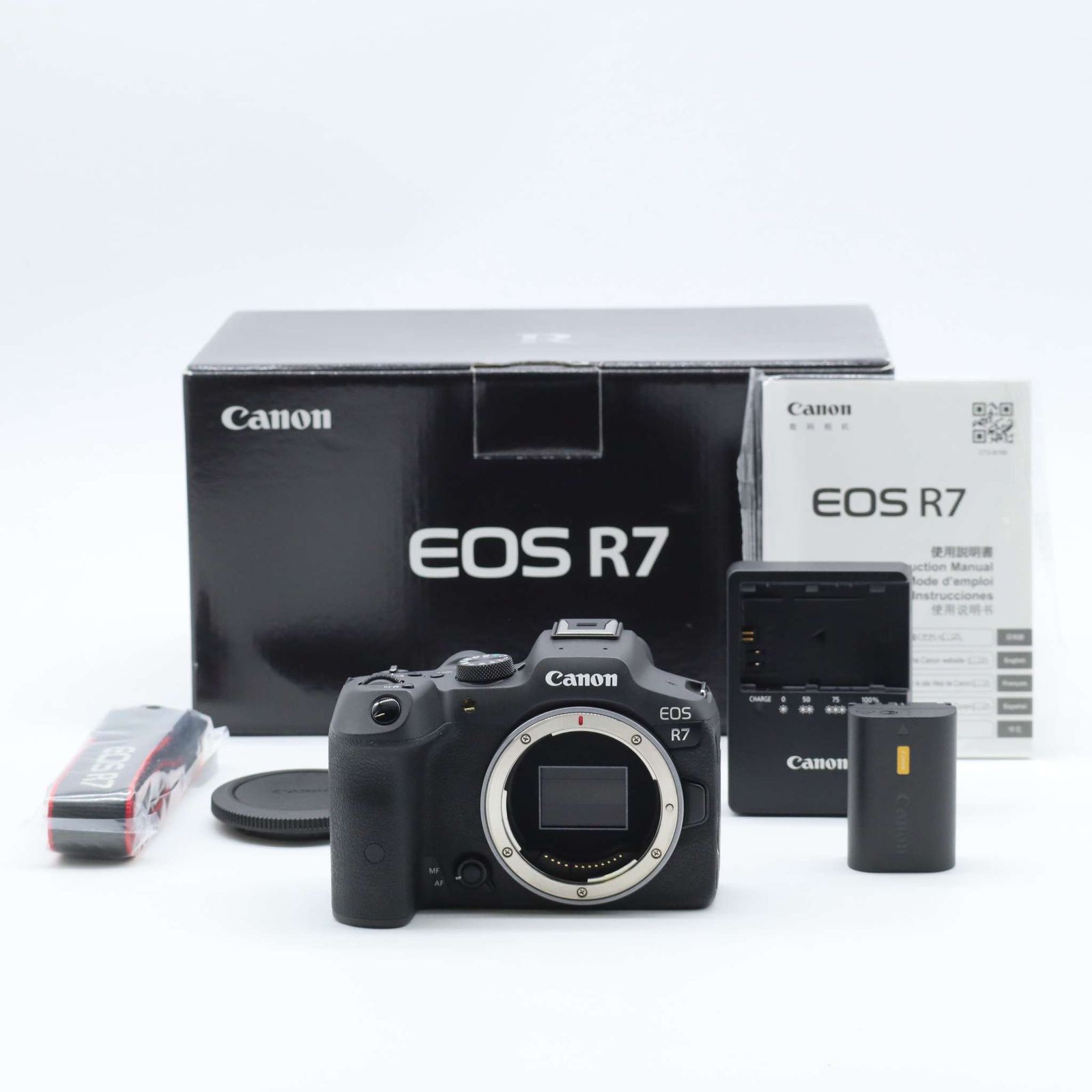ほぼ新品☆ Canon EOS R7 ボディ #1179 - メルカリ