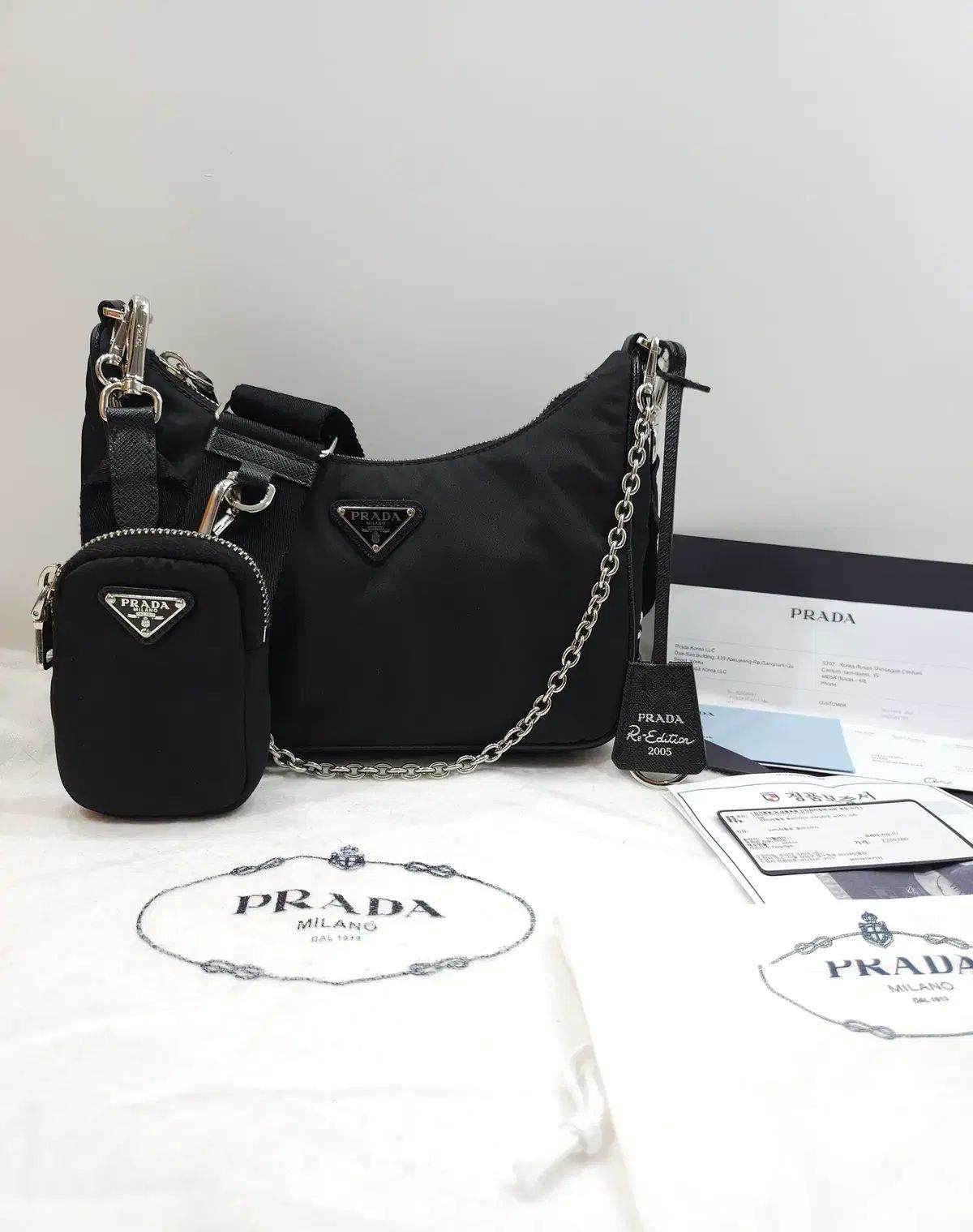 正規品 PRADA リーエディション 2005 リナイロンバッグ