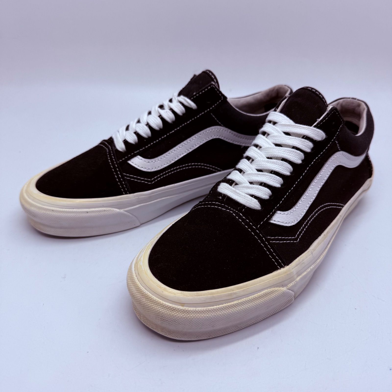 Vault oldskool バンズボルト オールドスクール VANS Vault x Stray