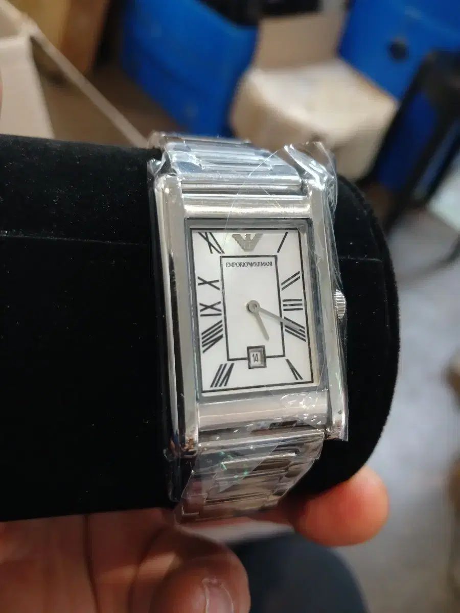 エンポリオアルマーニ EMPORIO ARMANI スクエア メタル 時計