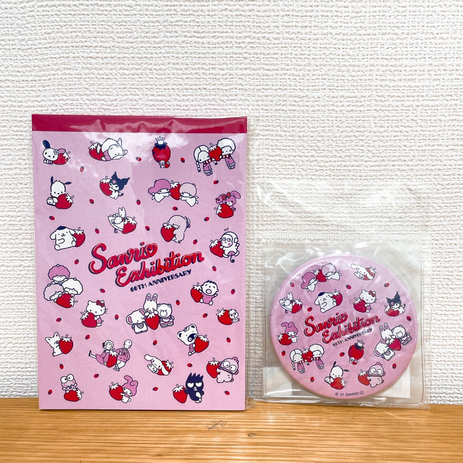 サンリオ展 限定 2点セット A6メモ帳 缶ミラー ピンク いちご 60周年 