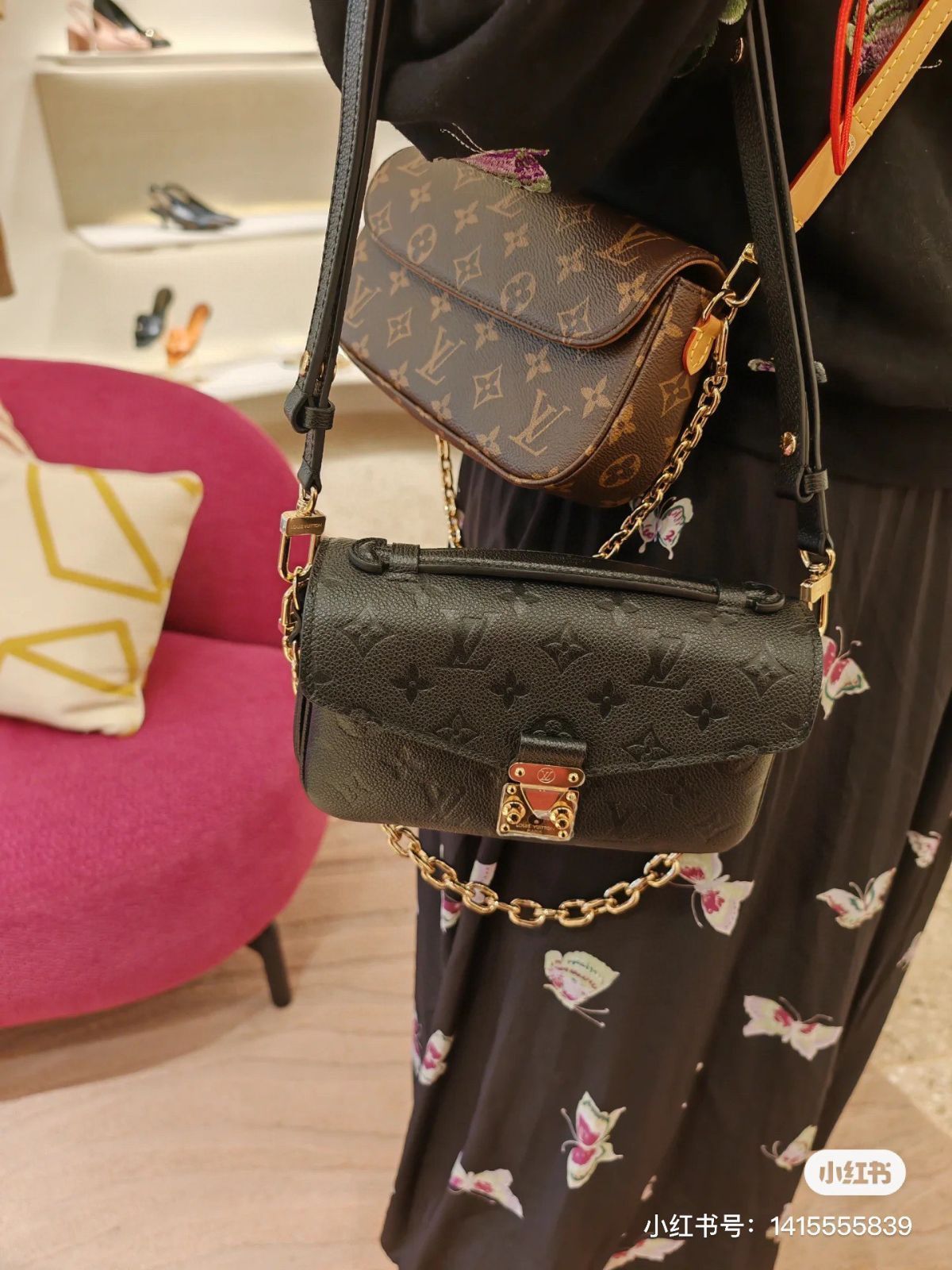 【今日特価】LV 黒色真皮ミニポストバッグ 送料無料!在庫限定価格 【今日特価】LV 黒色真皮ミニポストバッグ 送料無料!在庫限定価格