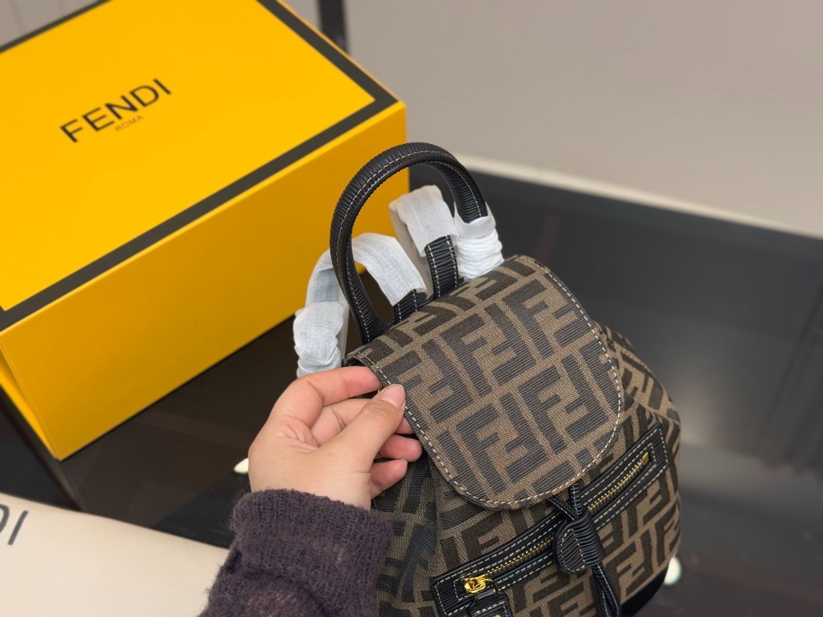 【今日特価】Fendi ヴィンテージ ダブルショルダーバッグ