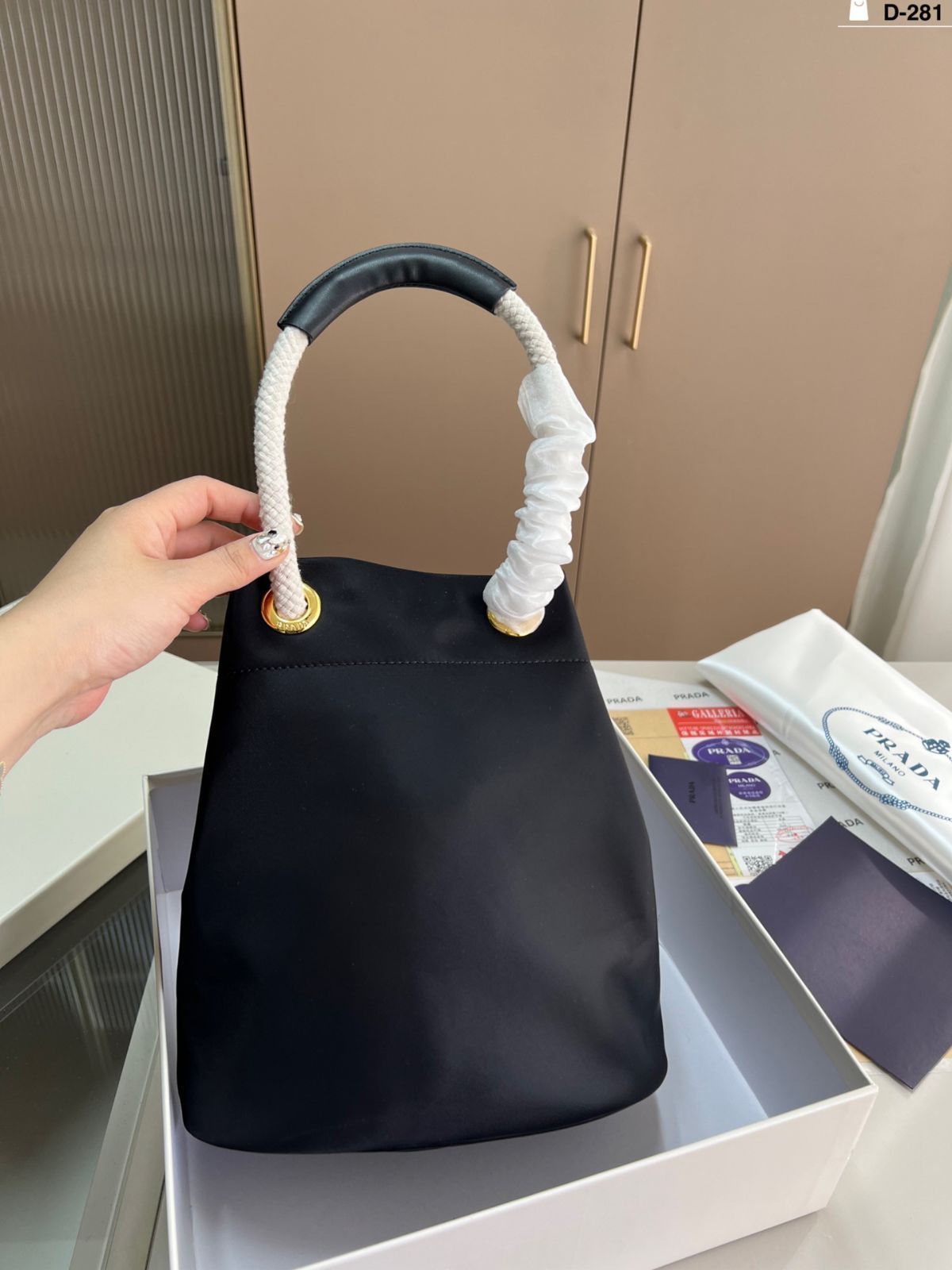 PRADA 2025 年春夏季 バケットトートバッグ -MM輸入5 PRADA 2025 年春夏季 バケットトートバッグ -MM輸入5