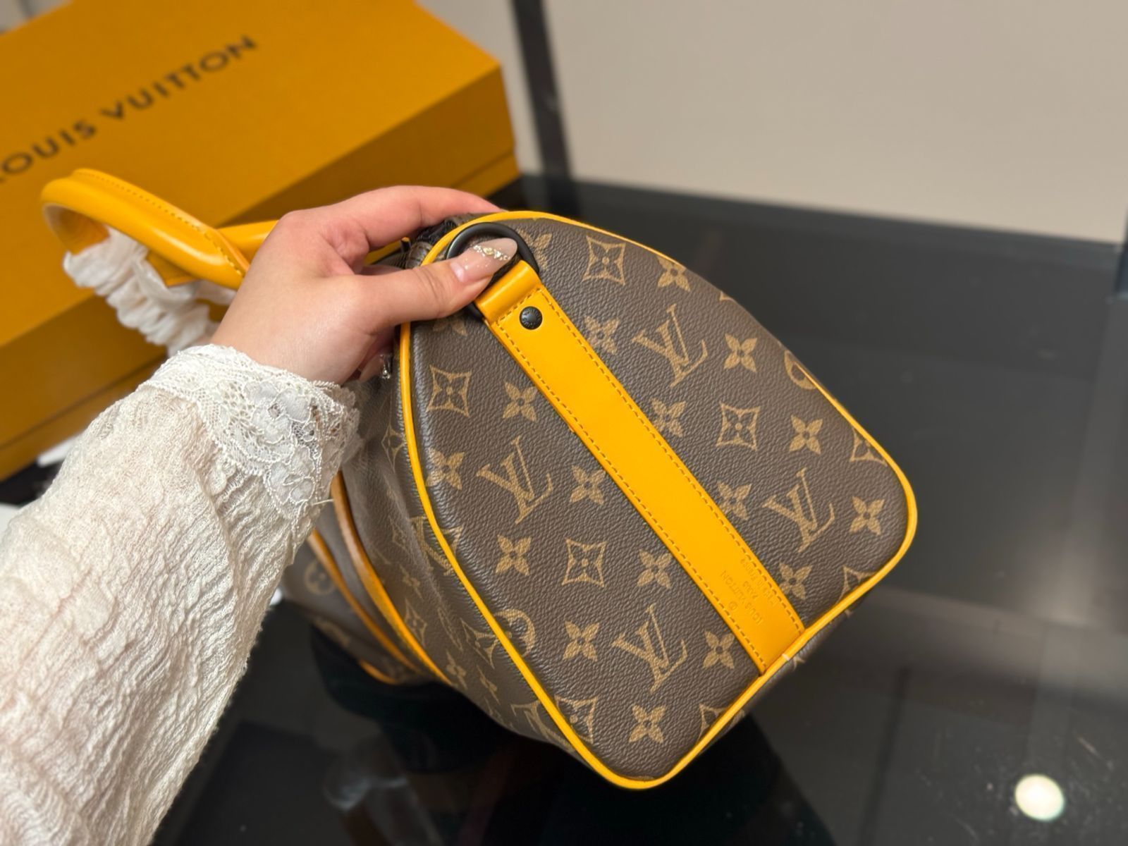 【今日特価】LV Keepall Pillow Bag キーパール ピローバッグ 新作