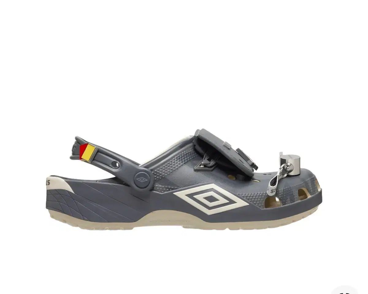 Crocs x umbro クラシック クロッグ ボン スレート グレー