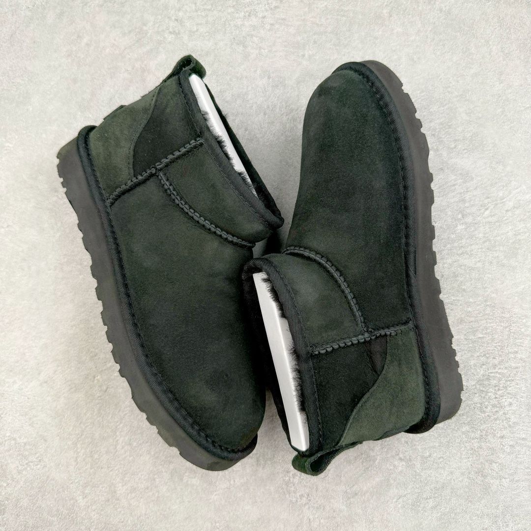 UGG プレミアム シープスキン スノー シューズ