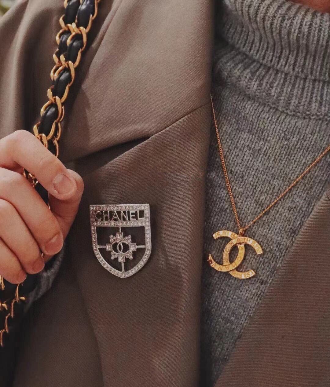 【今日特価】CHANEL レディース スモールサイズ ブローチ（新作同期入荷）
