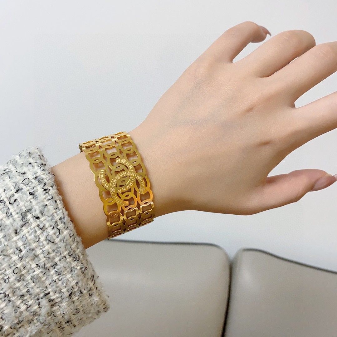 【今日特価】Chanel シャネル ダブル C レース ブロード ブレスレット ?