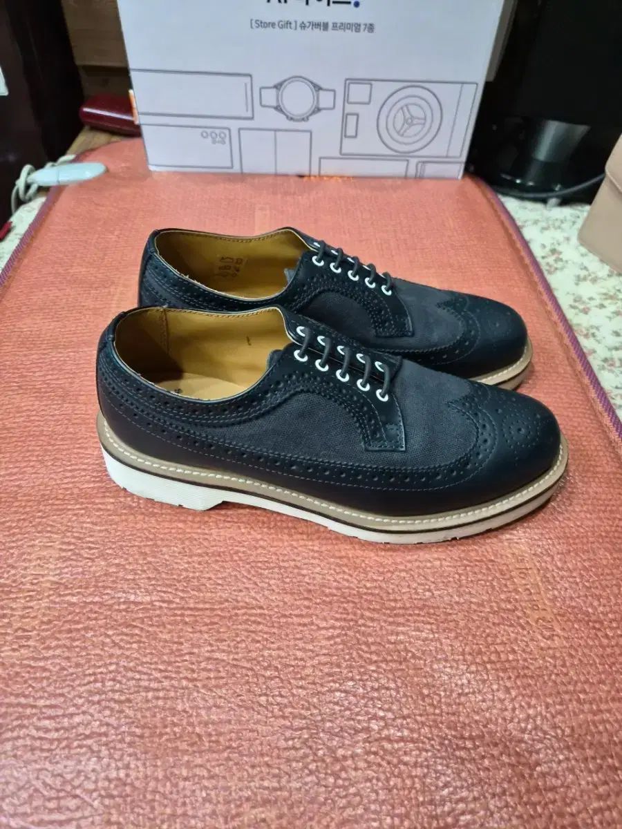 メンズ DR. MARTENS ドクターマーチン ブラック ウイングチップ カジュアルシューズ