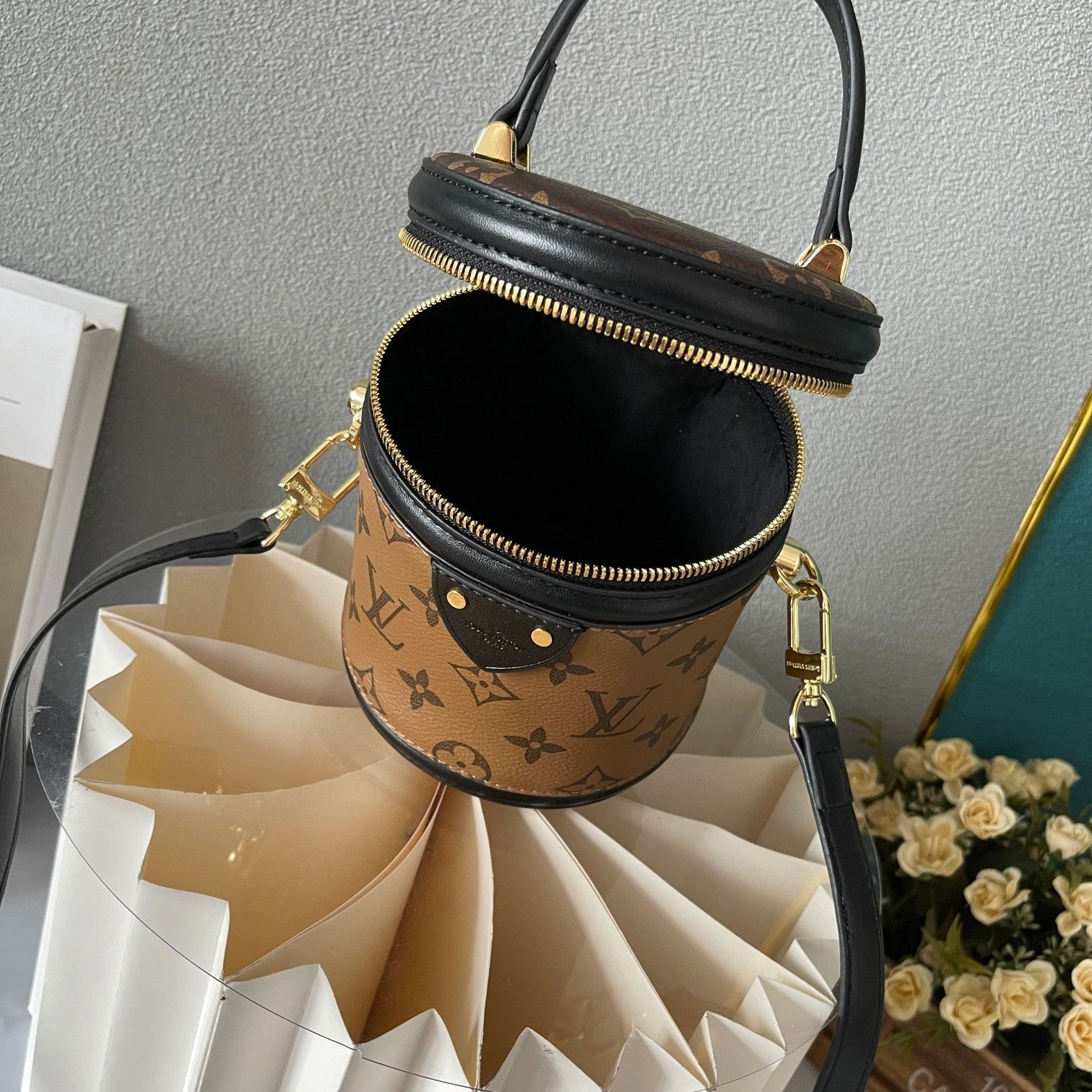 【今日特価】LV Nano Cannes ハンドバッグ 送料無料!在庫限定価格-WT0輸入 【今日特価】LV Nano Cannes ハンドバッグ 送料無料!在庫限定価格-WT0輸入