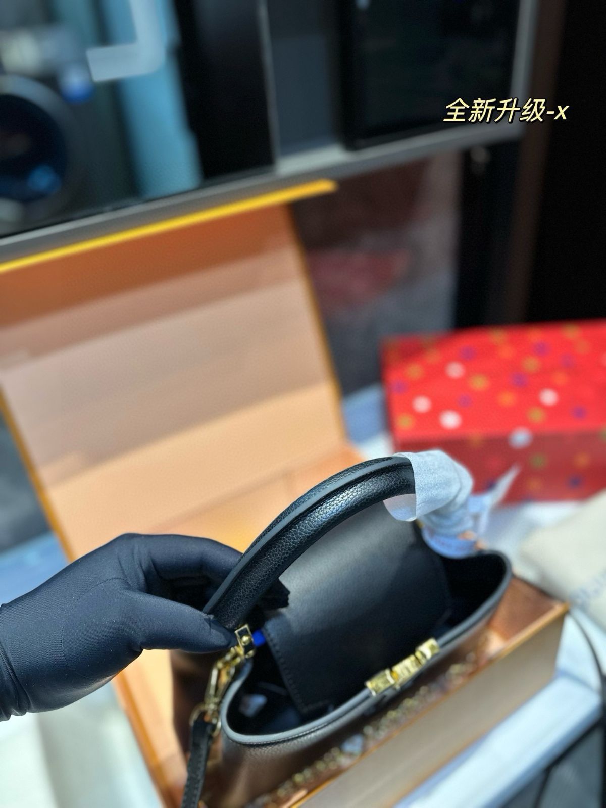 【今日特価】LVCapucines ハンドバッグ 送料無料！在庫限定価格 -WT0輸入