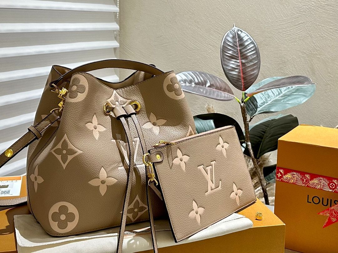 【今日特価】LV 新モデルバケツバッグ 送料無料!在庫限定価格 【今日特価】LV 新モデルバケツバッグ 送料無料!在庫限定価格