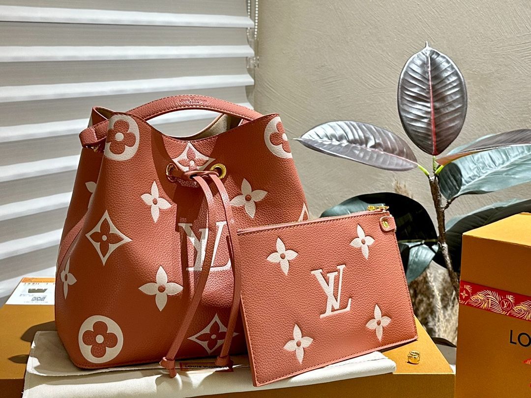 【今日特価】LV 新モデルバケツバッグ 送料無料!在庫限定価格 【今日特価】LV 新モデルバケツバッグ 送料無料!在庫限定価格
