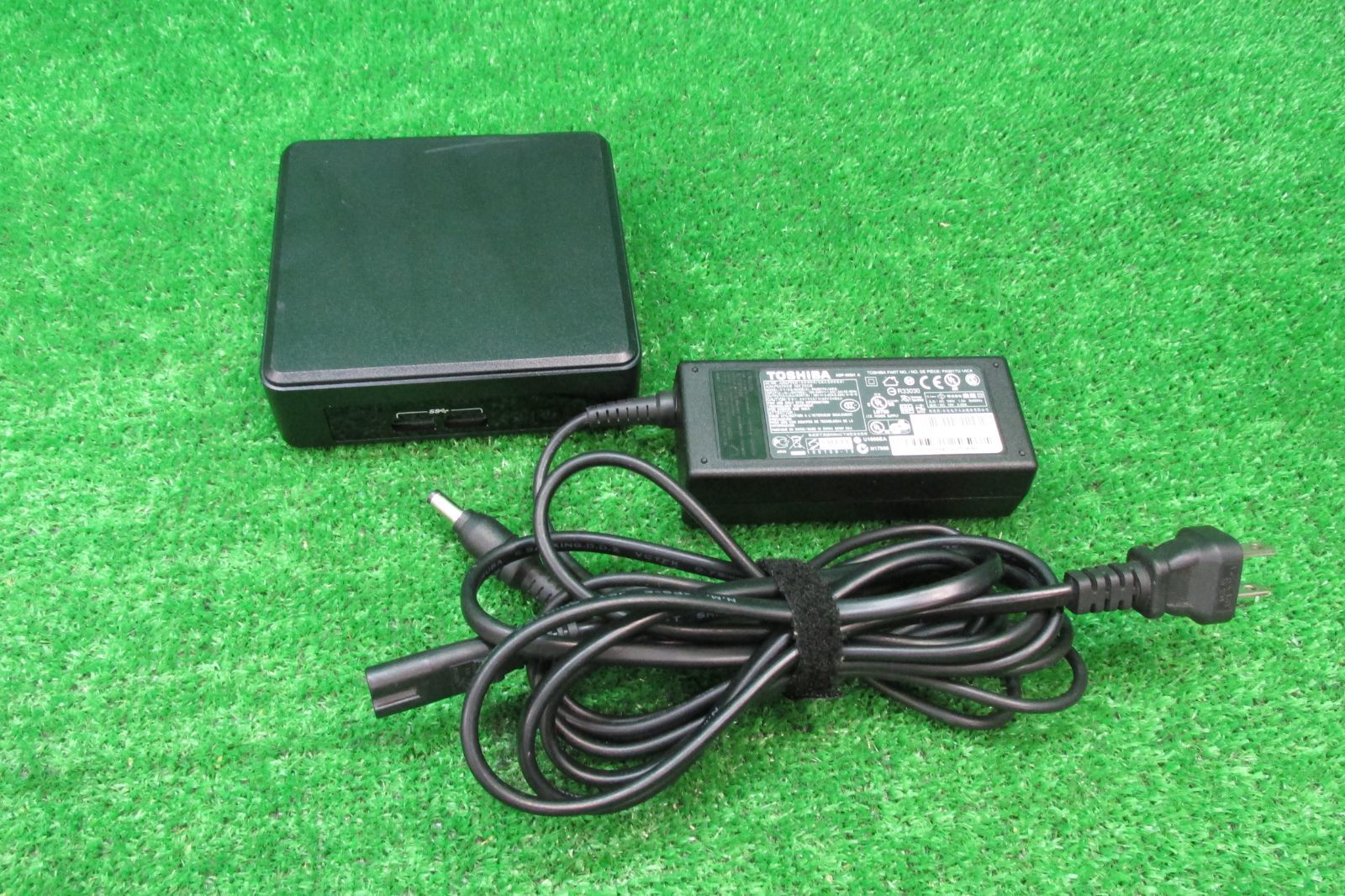 【R2343】Intel NUC キット BLKNUC7i3DNKTC ミニPC NUC7i3DNK