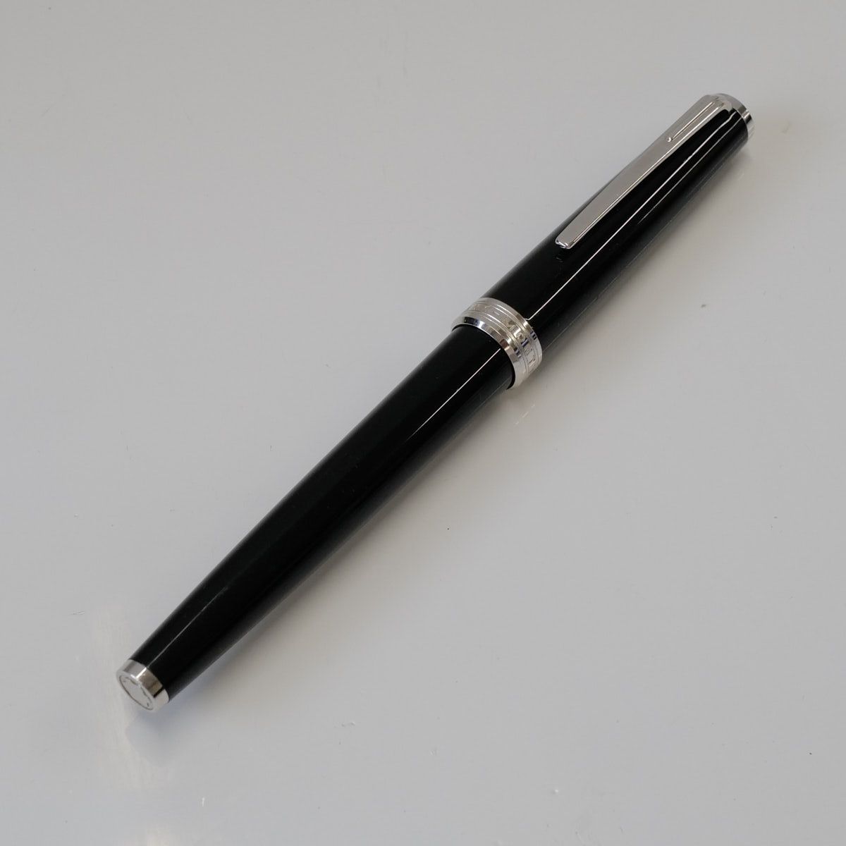 美品】MONTBLANC ローラボール PIX グレー 純正リフィル ドイツ製 限定
