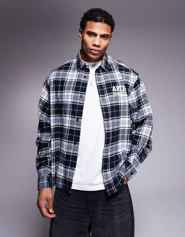 エイソス メンズ トップス シャツ プリント ASOS DESIGN boxy oversized check shirt with chest and back print Black ブラック