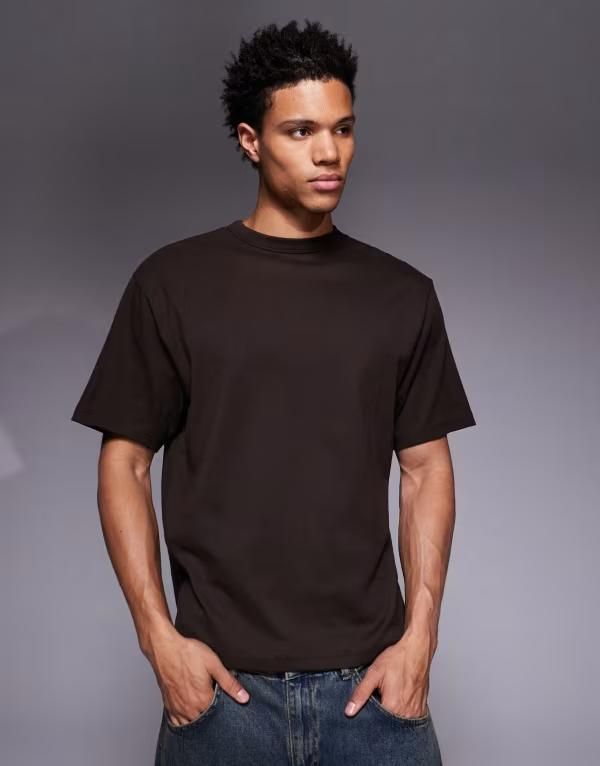 リバーアイランド メンズ トップス Tシャツ River Island clean essential tshirt in dark BROWN ブラウン