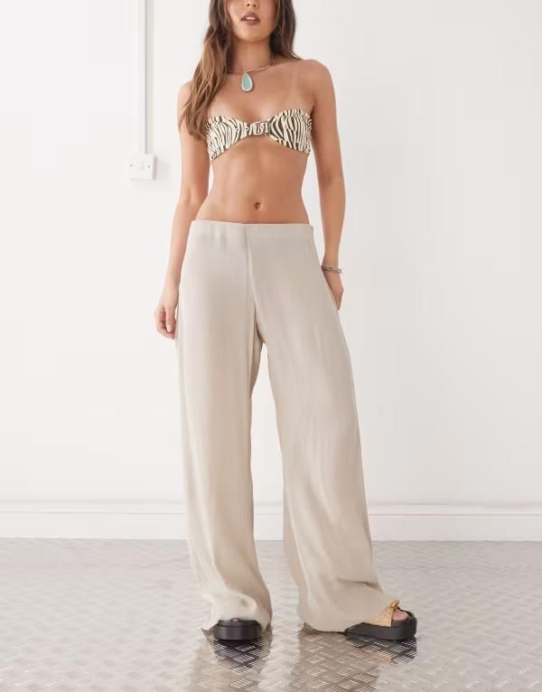 ウィークデイ レディース ボトムス カジュアルパンツ ワイドレッグ パンツ Weekday wide leg plisse pants Beige ベージュ