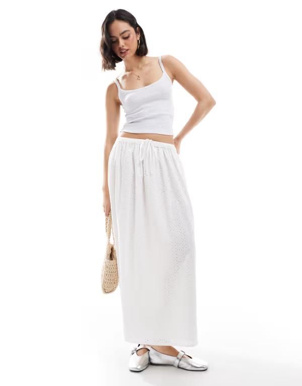 ミスセルフフリッジ レディース ボトムス スカート マキシ Miss Selfridge broderie maxi skirt WHITE ホワイト