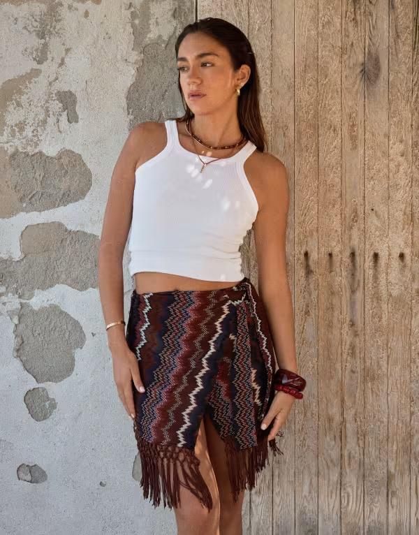 フォースレックレス レディース ボトムス スカート ニット 4th Reckless x Luana Barron knit tassel edge wrap beach skirt chevron BROWN CHEVRON ブラウン