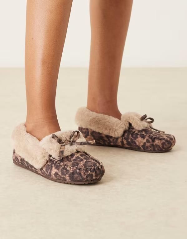 エイソス レディース シューズ サンダル ASOS DESIGN Zelda moccasin slippers in leopard LEOPARD アニマル